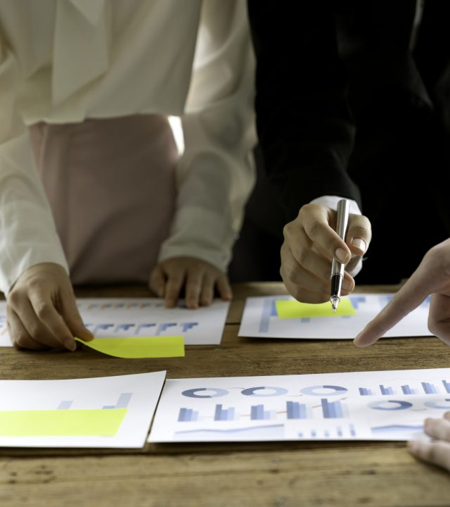 business-team-discussing-meetings-and-briefing-str-2023-11-27-05-32-41-utc Business team discussing meetings and briefing strategies. business strategies for profitable economists and marketers Make investment and financial plans to prevent risks and losses for the company.
